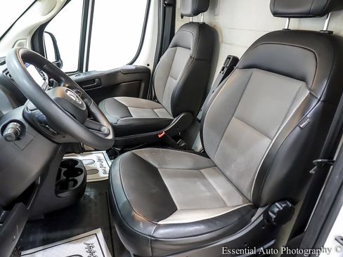 Used 2023 RAM ProMaster 2500 image 6