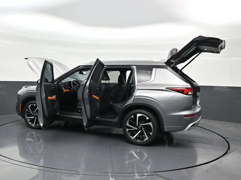 Used 2022 Mitsubishi Outlander SEL AWD/4WD image 33