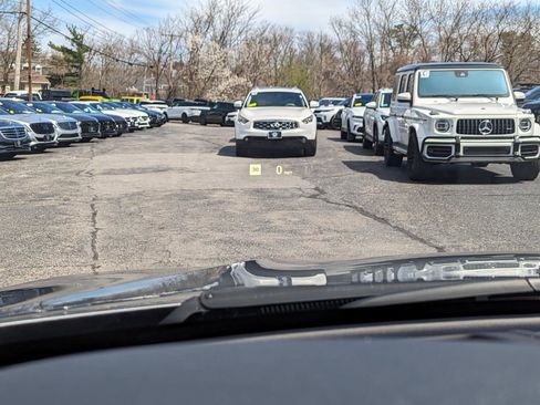 Used 2018 BMW X6 xDrive50i w/ M Sport Package AWD/4WD image 20