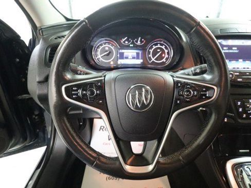 Used 2016 Buick Regal FWD image 19