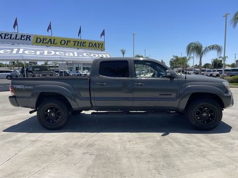 Used 2015 Toyota Tacoma PreRunner w/ TRD Sport Package RWD image 9