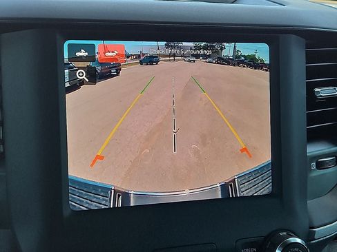 Used 2024 RAM 2500 Tradesman w/ Chrome Appearance Group AWD/4WD image 27
