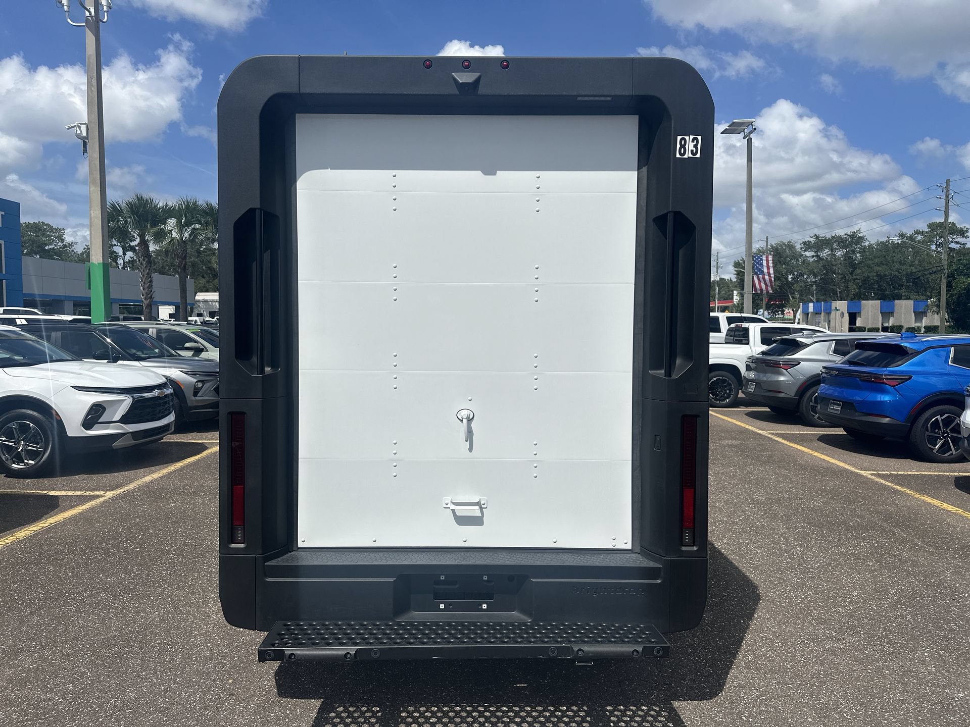 Used 2024 Chevrolet Brightdrop 600 w/ Commercial Equipment Package AWD/4WD image 7