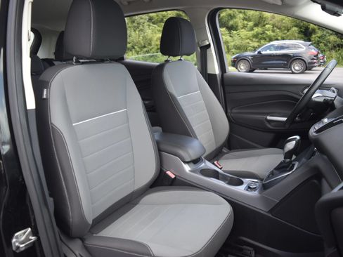 Used 2013 Ford C-MAX SE FWD image 9