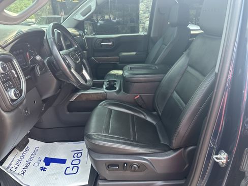 Used 2020 GMC Sierra 1500 Denali w/ Denali Ultimate Package AWD/4WD image 12