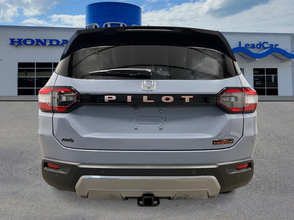 New 2026 Honda Pilot TrailSport image 4