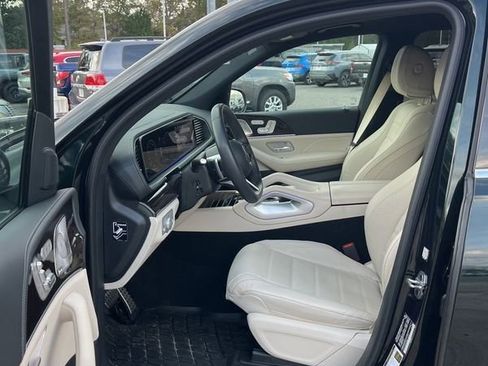 Used 2024 Mercedes-Benz GLS 450 4MATIC image 13