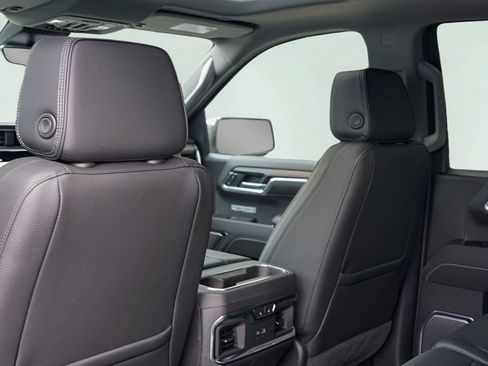 New 2026 GMC Sierra 1500 Denali w/ Denali Reserve Package AWD/4WD image 19
