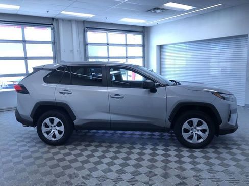 Certified 2025 Toyota RAV4 LE image 35