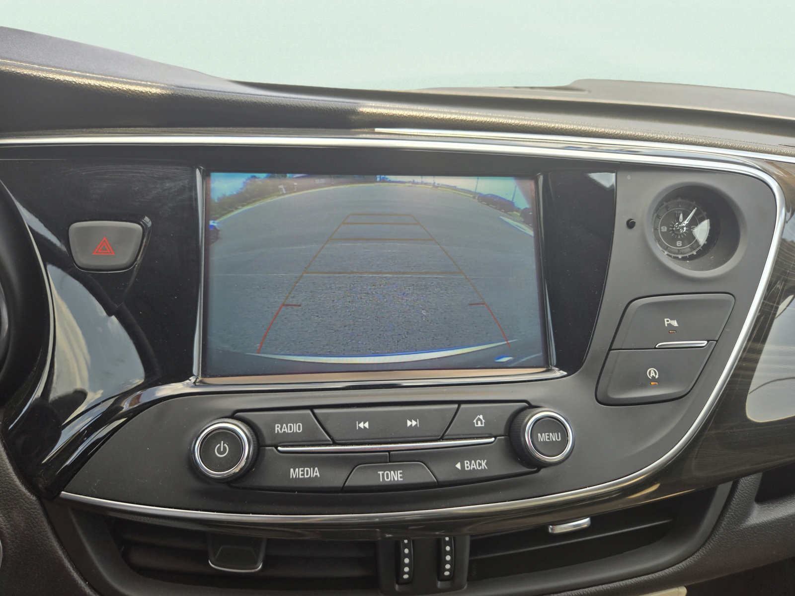 Used 2019 Buick Envision Essence w/ LPO, Active Package AWD/4WD image 21