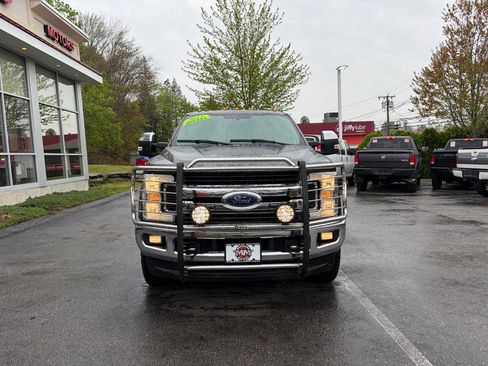 Used 2017 Ford F350 XLT w/ XLT Premium Package AWD/4WD image 3