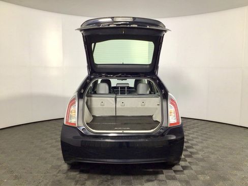 Used 2015 Toyota Prius Four image 10