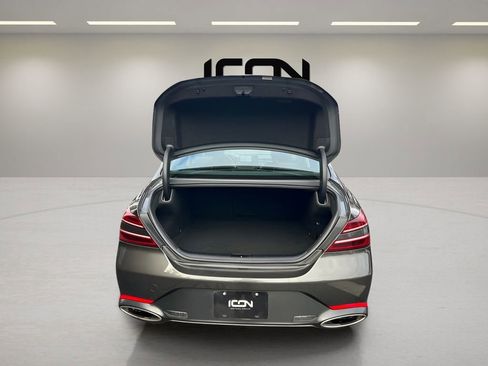 Used 2025 Genesis G70 2.5T image 24