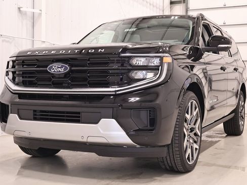 New 2026 Ford Expedition Max Platinum w/ Platinum Ultimate Package AWD/4WD image 5