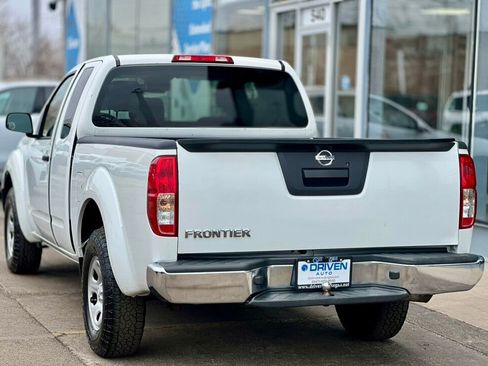 Used 2015 Nissan Frontier S image 3