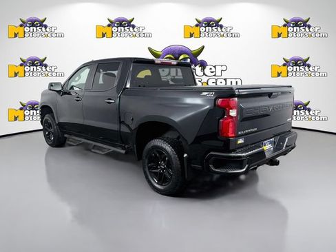 Used 2021 Chevrolet Silverado 1500 Custom Trail Boss AWD/4WD image 7
