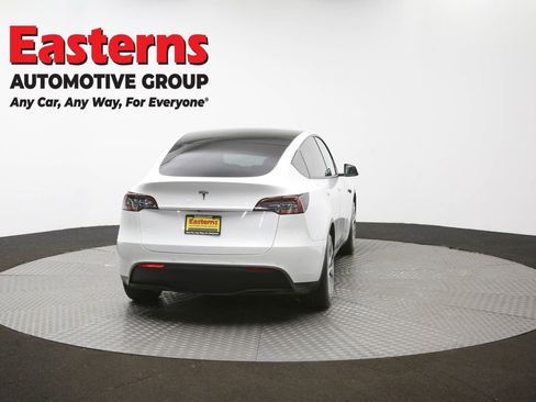 Used 2020 Tesla Model Y Long Range image 35