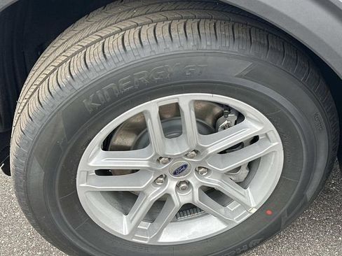 New 2026 Ford Explorer Active RWD image 18