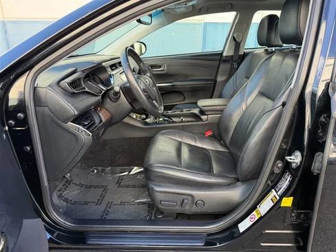 Used 2013 Toyota Avalon XLE Premium FWD image 37