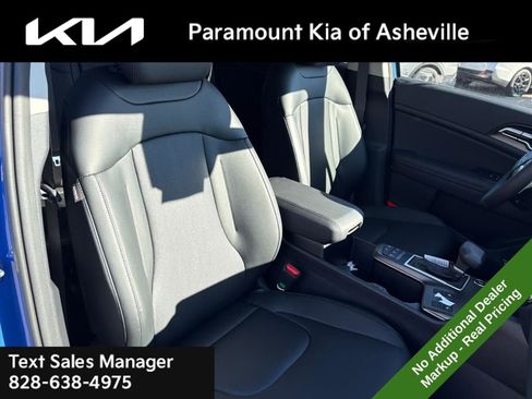 New 2026 Kia Sportage EX image 20
