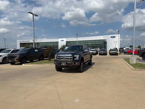 Used 2017 Ford F150 Lariat w/ Equipment Group 502A Luxury AWD/4WD image 25
