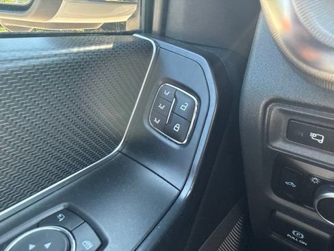 Used 2023 Ford F150 Raptor w/ Raptor Carbon Fibre Package AWD/4WD image 15
