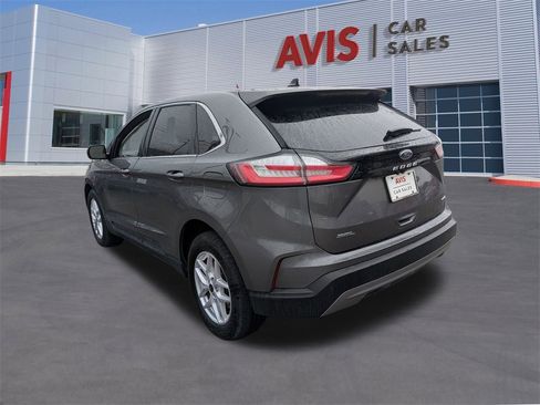 Used 2024 Ford Edge SEL image 9
