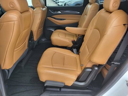 Used 2018 Buick Enclave Premium w/ Experience Buick Package image 12