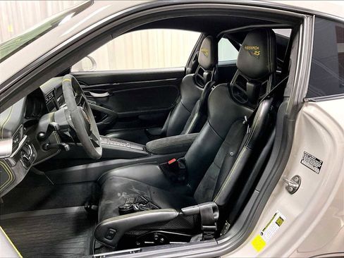 Used 2019 Porsche 911 GT3 RS image 8