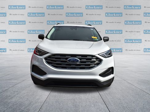 Used 2020 Ford Edge SE image 2