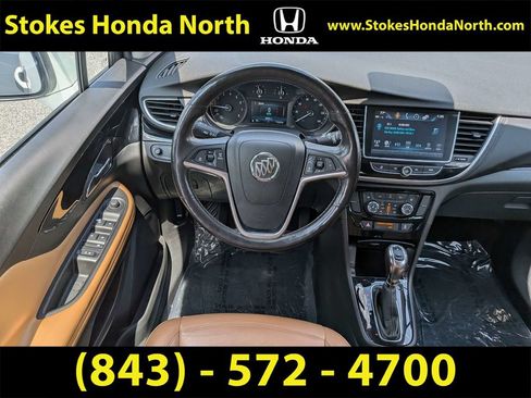 Used 2019 Buick Encore Essence FWD image 18
