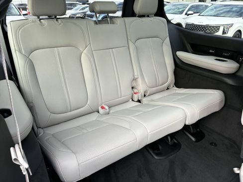 New 2026 Jeep Grand Wagoneer Summit AWD/4WD image 36