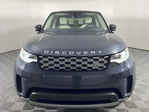 Used 2025 Land Rover Discovery S AWD/4WD image 4