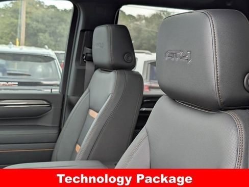 New 2026 GMC Sierra 2500 AT4 w/ AT4 Premium Plus Package image 9