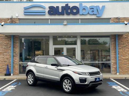 Used 2017 Land Rover Range Rover Evoque SE Premium AWD/4WD image 8