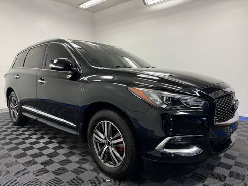 Used 2020 INFINITI QX60 Luxe w/ Essential Package FWD image 1