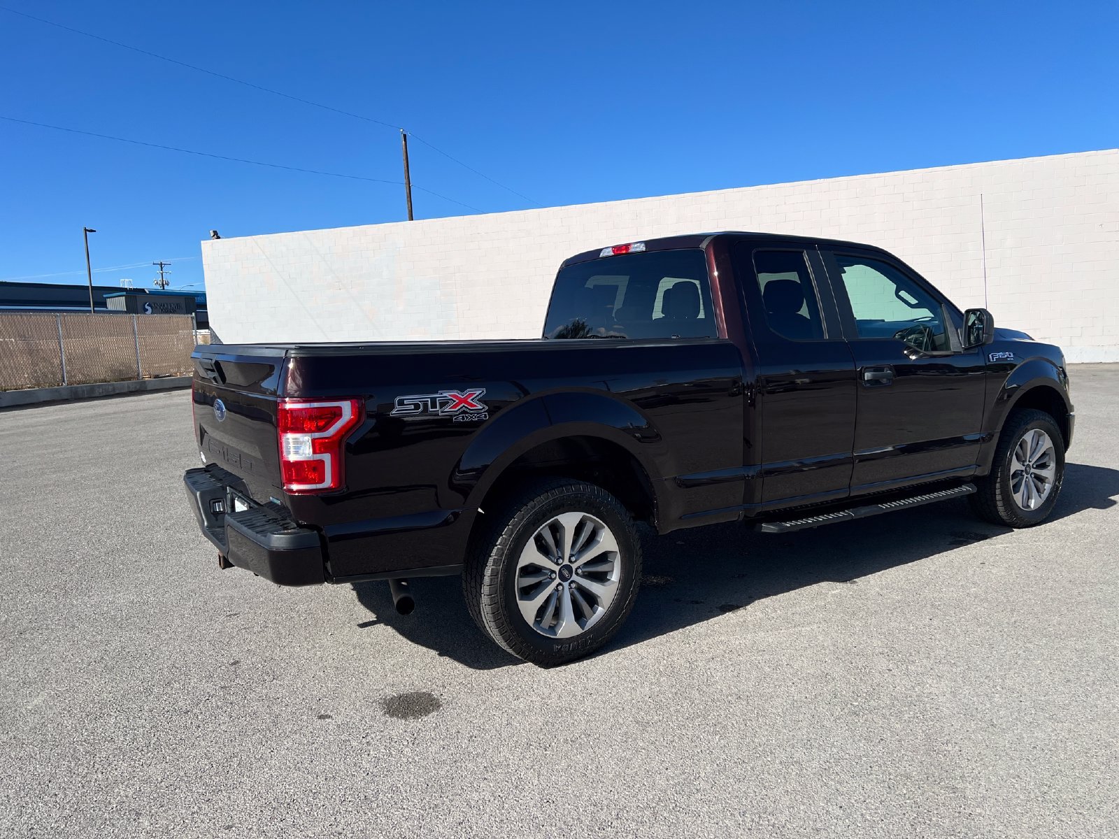 Used 2018 Ford F150 XL w/ Equipment Group 101A Mid AWD/4WD image 3