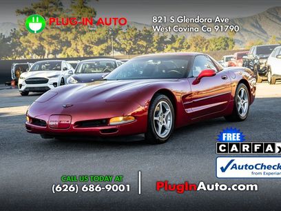 Used 2000 Chevrolet Corvette Coupe w/ Roof Pkg