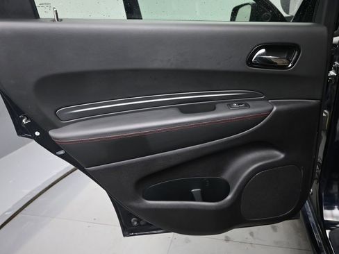 Used 2024 Dodge Durango GT RWD image 14