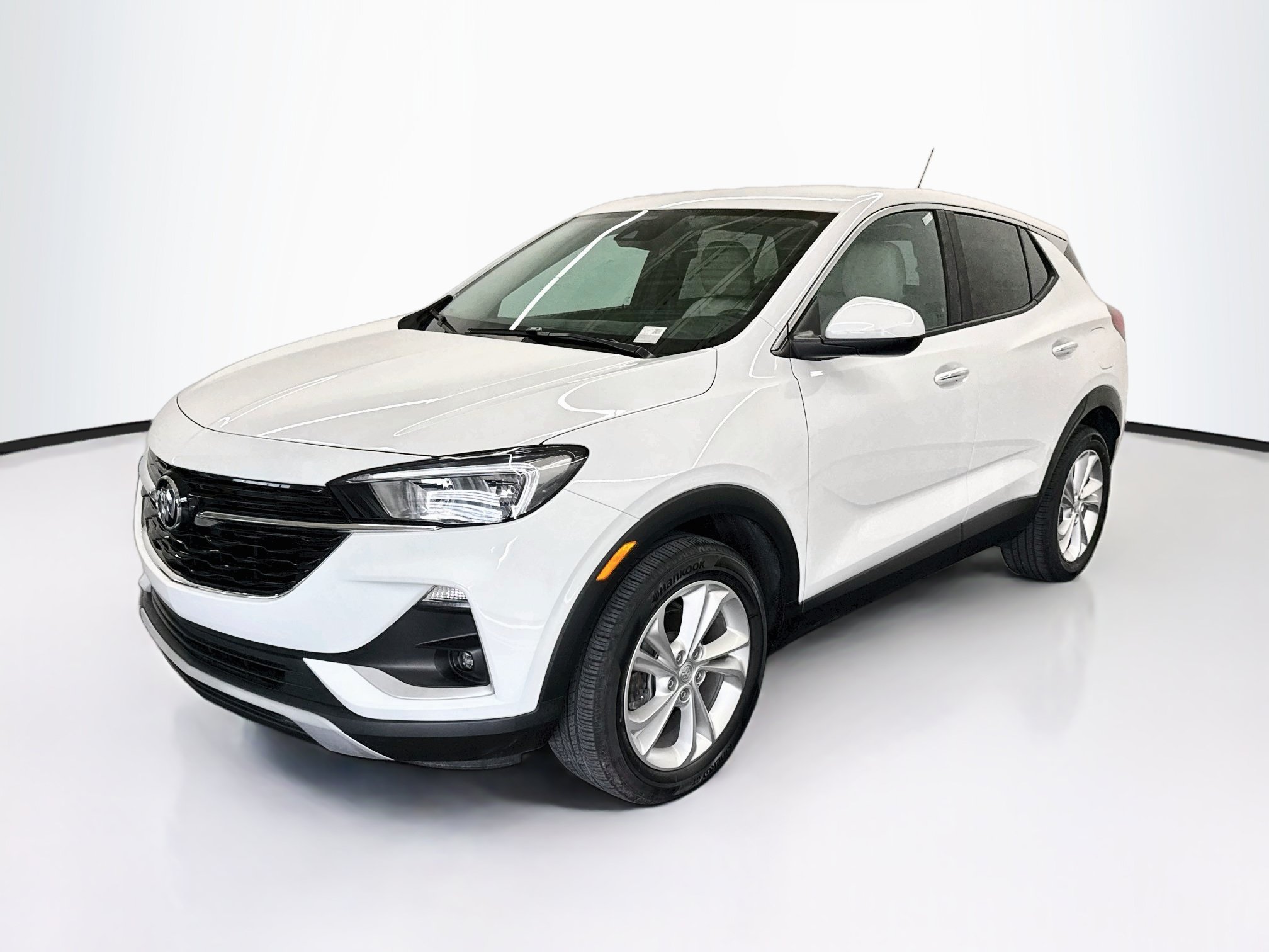 Used 2023 Buick Encore GX Preferred w/ Cold Weather Comfort Package FWD image 3
