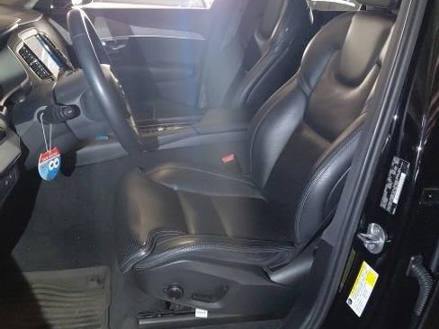 Used 2023 Volvo XC90 T8 Ultimate w/ Protection Package Premier AWD/4WD image 5