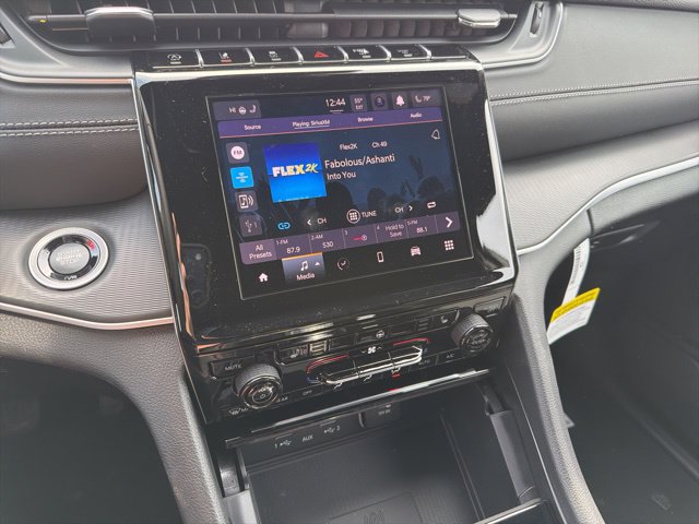 New 2026 Jeep Grand Cherokee Laredo X AWD/4WD image 18