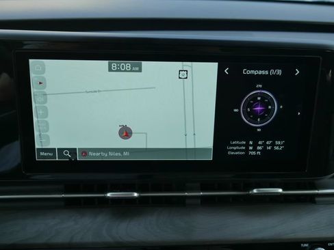 Used 2024 Kia Carnival EX FWD image 50