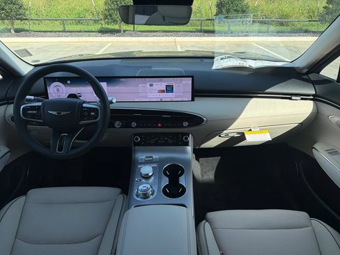 New 2026 Genesis GV70 2.5T Advanced AWD/4WD image 13