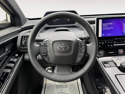 Used 2024 Toyota bZ4X AWD image 13