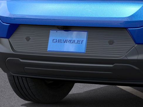 New 2026 Chevrolet Equinox EV LT image 14