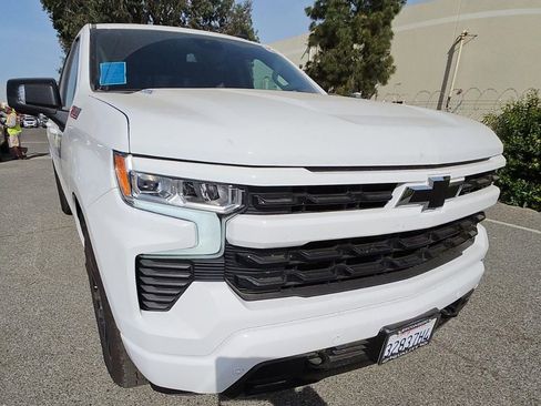 Used 2025 Chevrolet Silverado 1500 RST AWD/4WD image 5