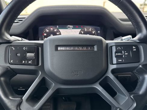 Used 2022 Land Rover Defender 110 X-Dynamic SE image 28