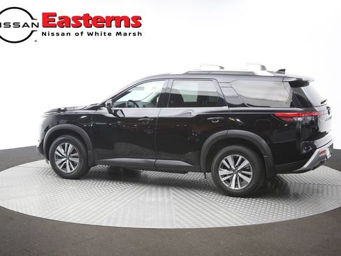 Used 2023 Nissan Pathfinder SL AWD/4WD image 62