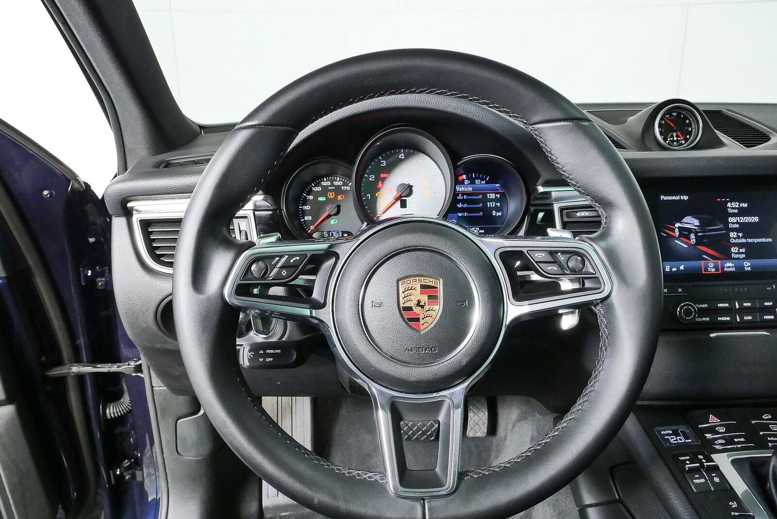 Used 2018 Porsche Macan S AWD/4WD image 9